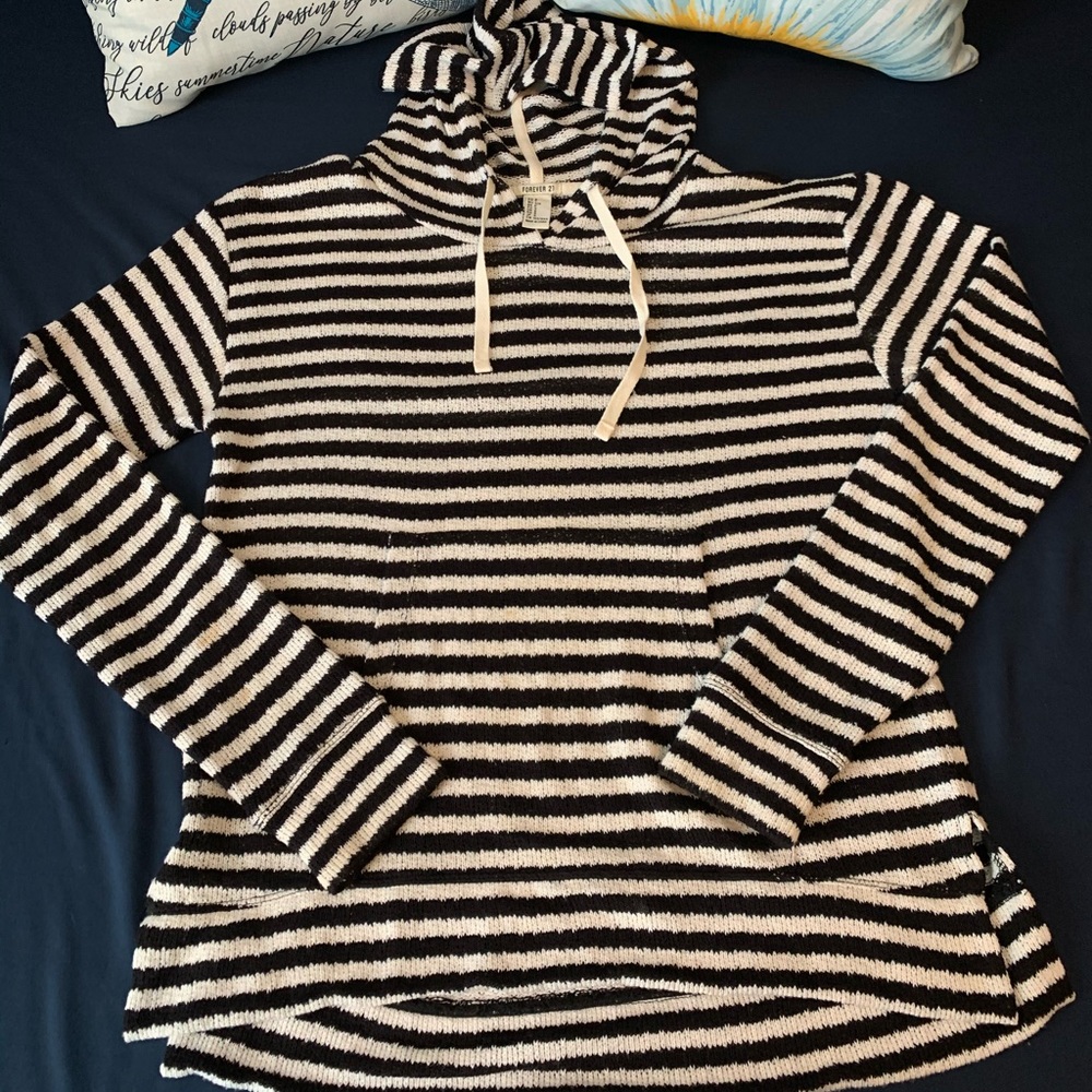 Forever 21 sweater